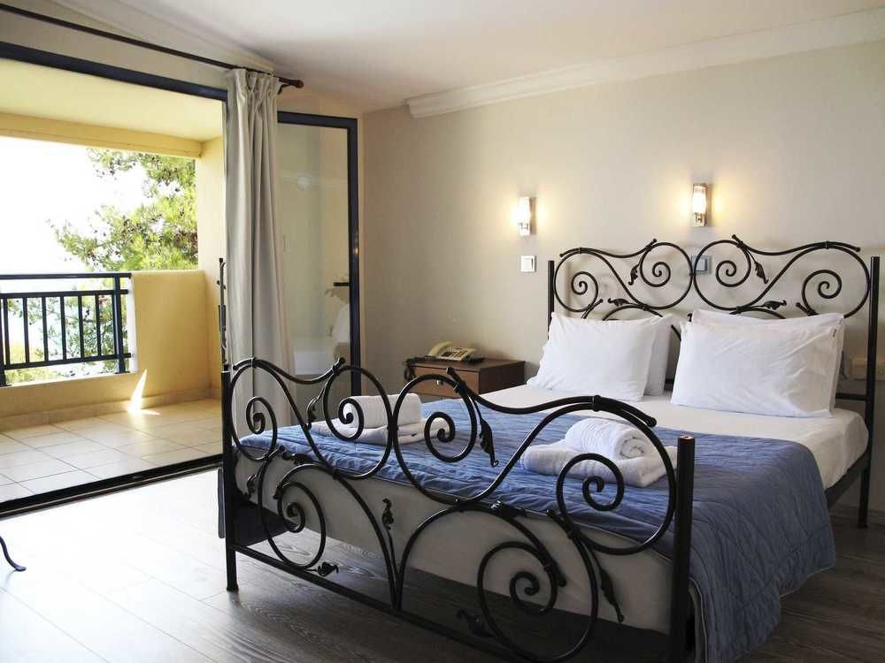 Hotel Azur Kriopigi Extérieur photo